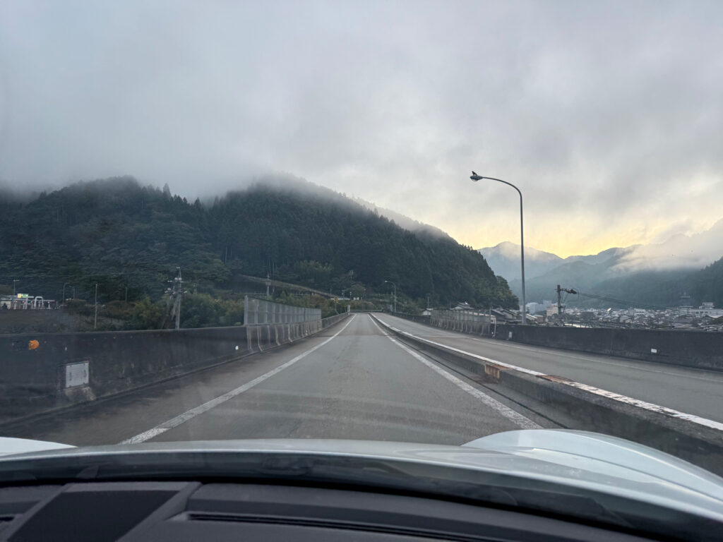 郡上八幡ICで高速道路を降ります。