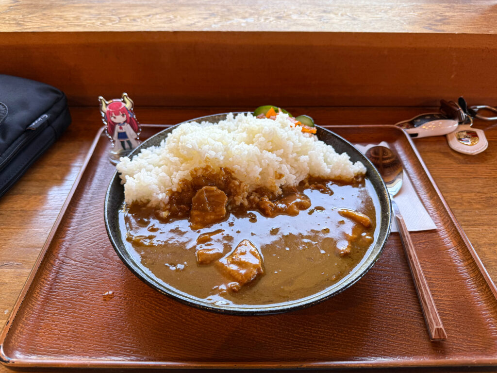 昼食はカレー！