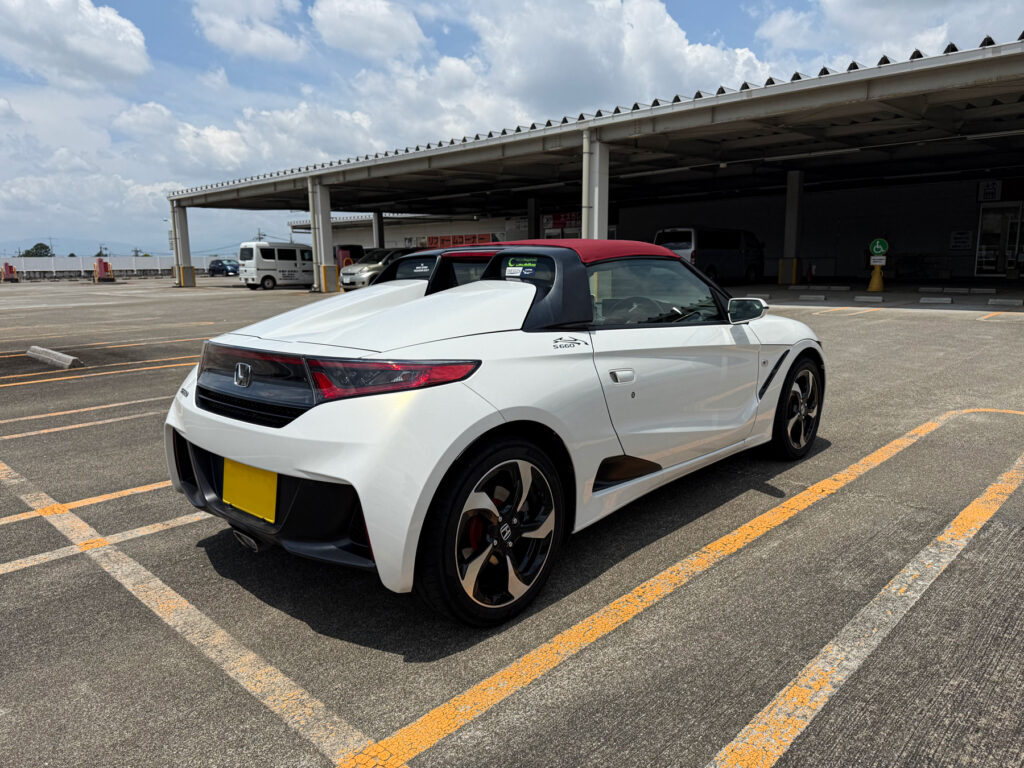 写真だけ見ると新車に見えなくもない（？）