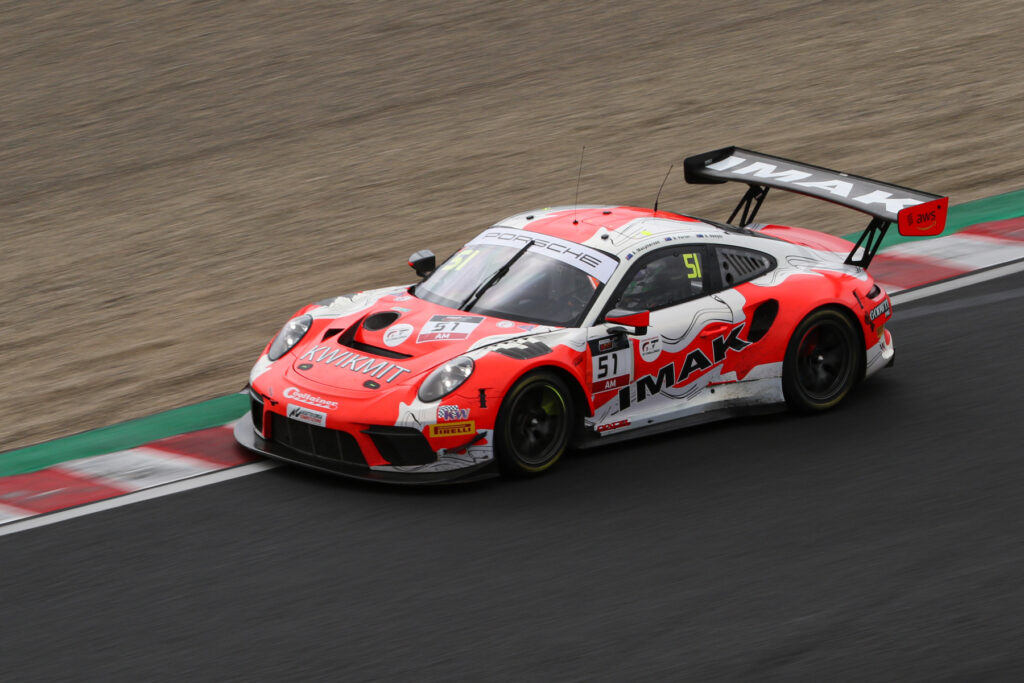 No51 AMAC Motorsport/Porsche 911 GT3 R