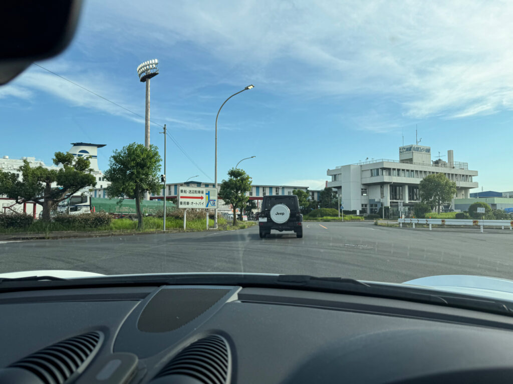 無事に名古屋港フェリーターミナルに到着