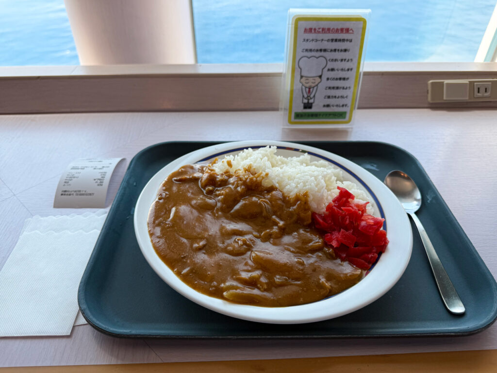 昼食のカレー