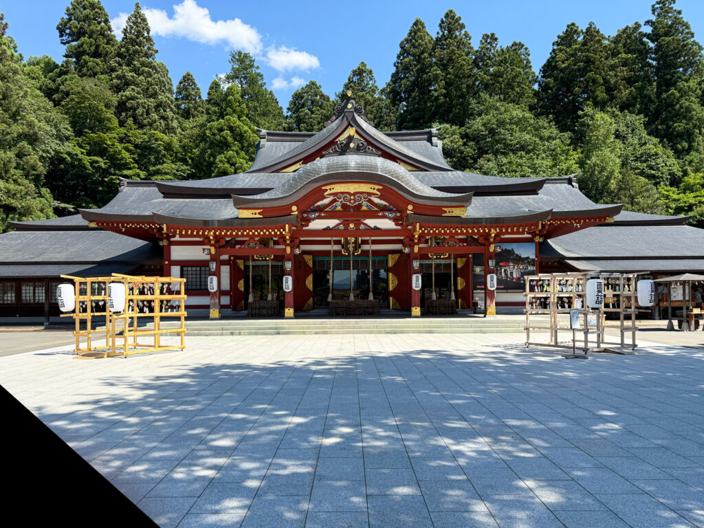 盛岡八幡宮の拝殿