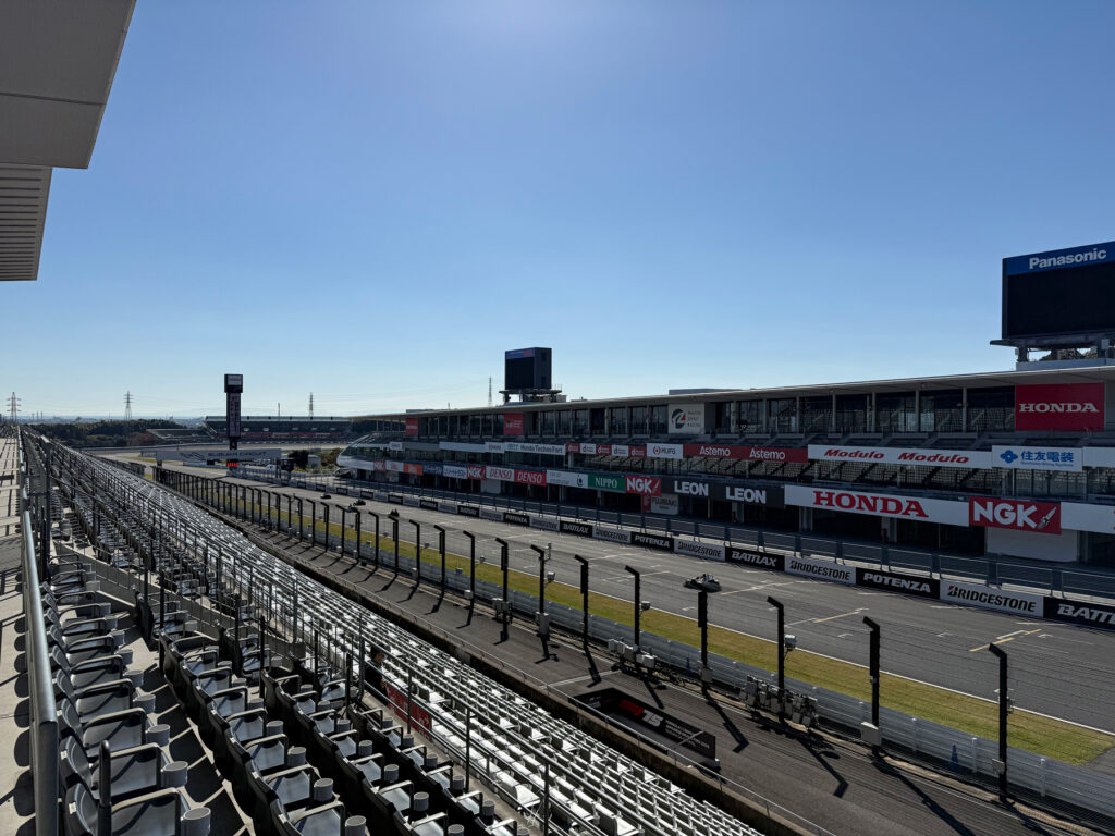 グランドスタンドからの眺め