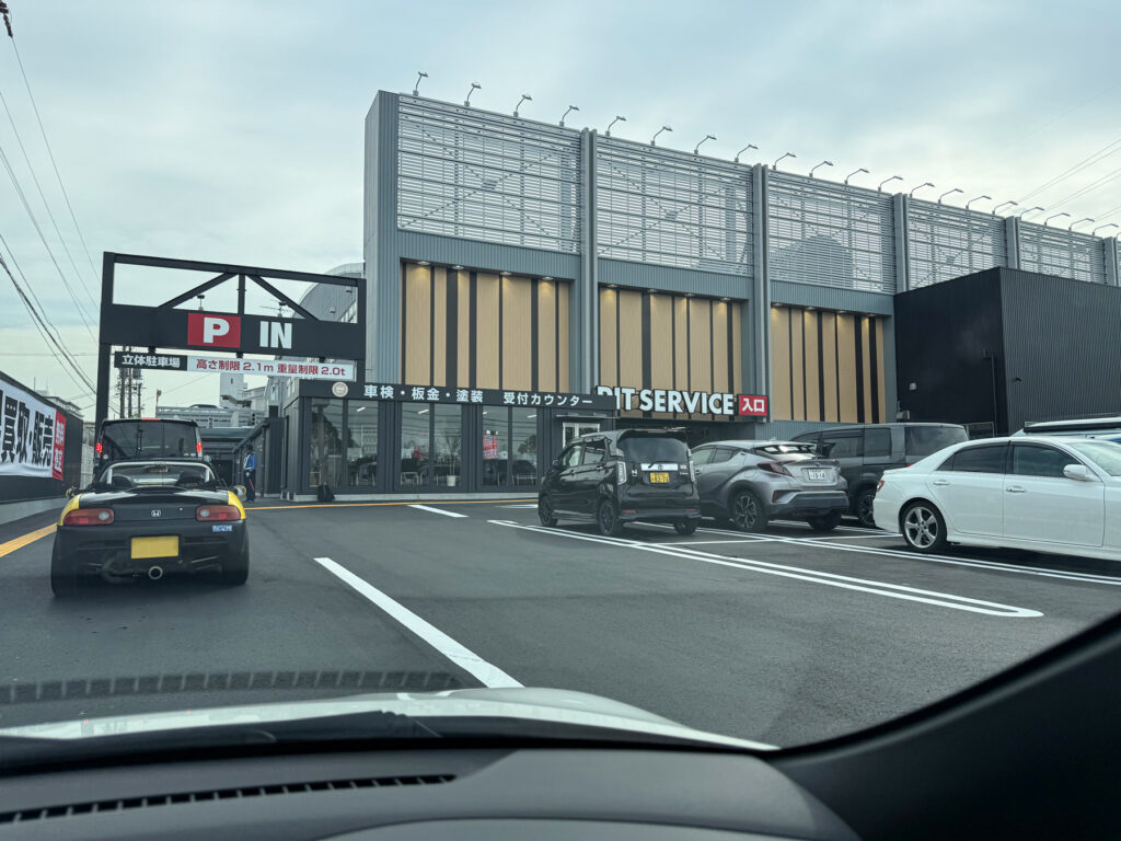 30分ほど待ちようやく入場