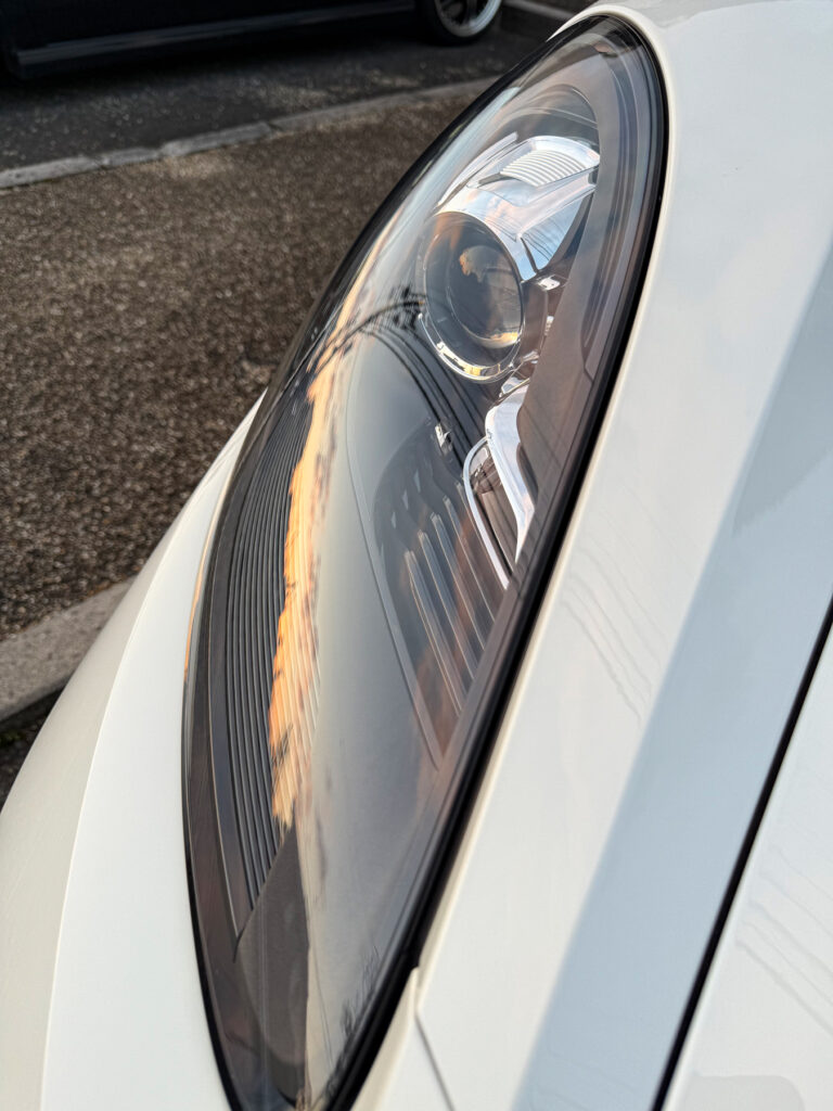 レンズコーティングは欠かさず施工しています。