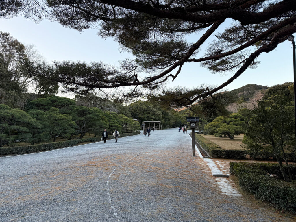 早朝の伊勢神宮内宮
