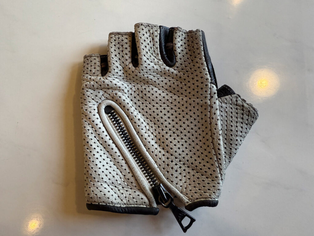 DDR-051 アイボリー・ブラック