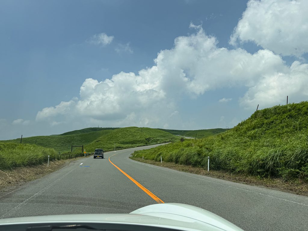 阿蘇・くじゅうエリアの丘陵地帯